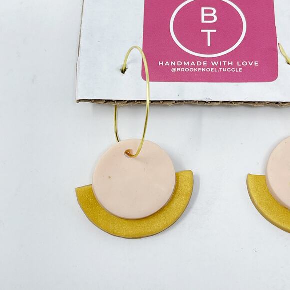 Brooke Noel Tuggle Handmade Clay Earrings Circle Half Moon Gold Tone Hoop Pink - Picture 4 of 5